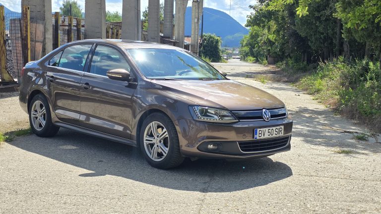 Volkswagen Jetta Hybrid